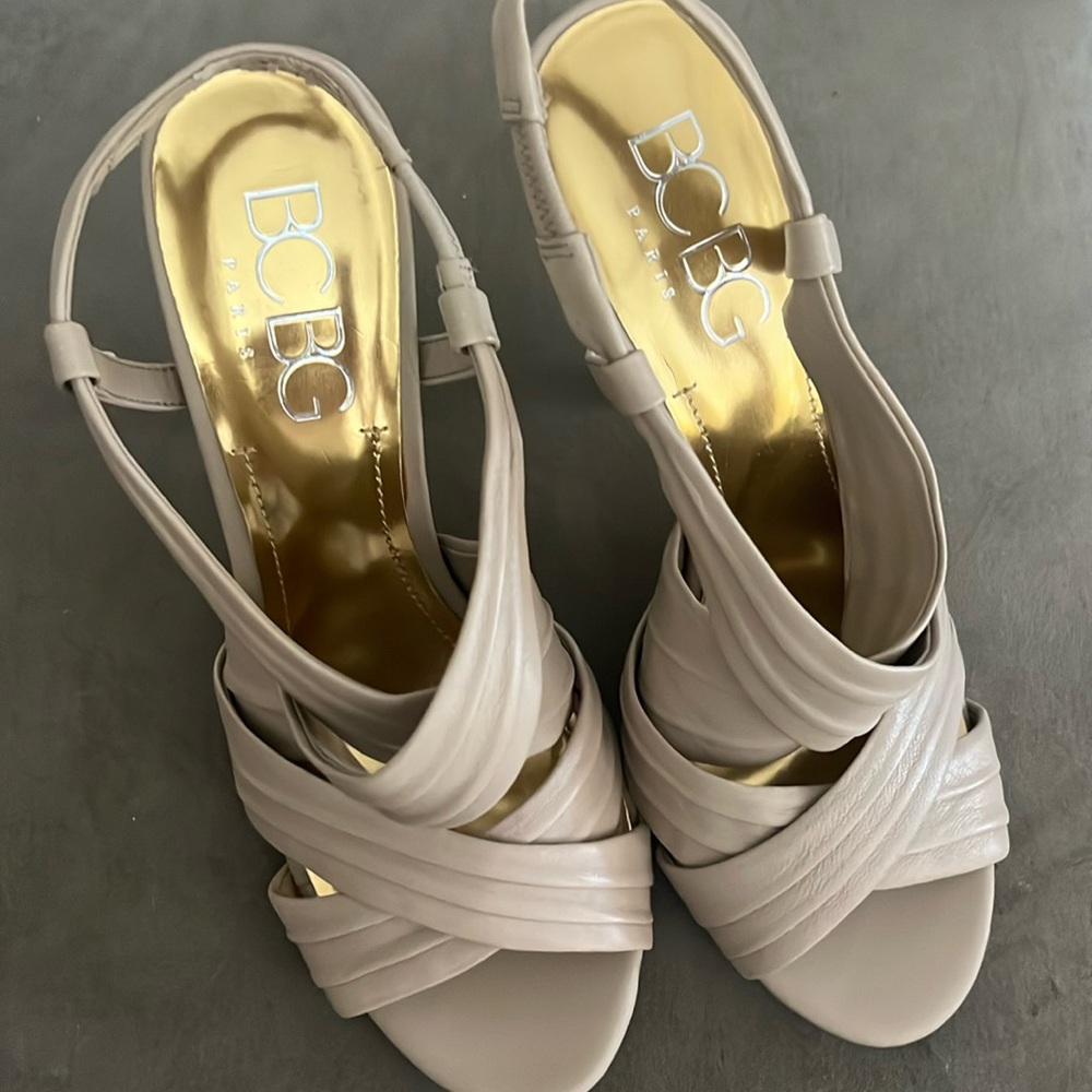 BCBG heels